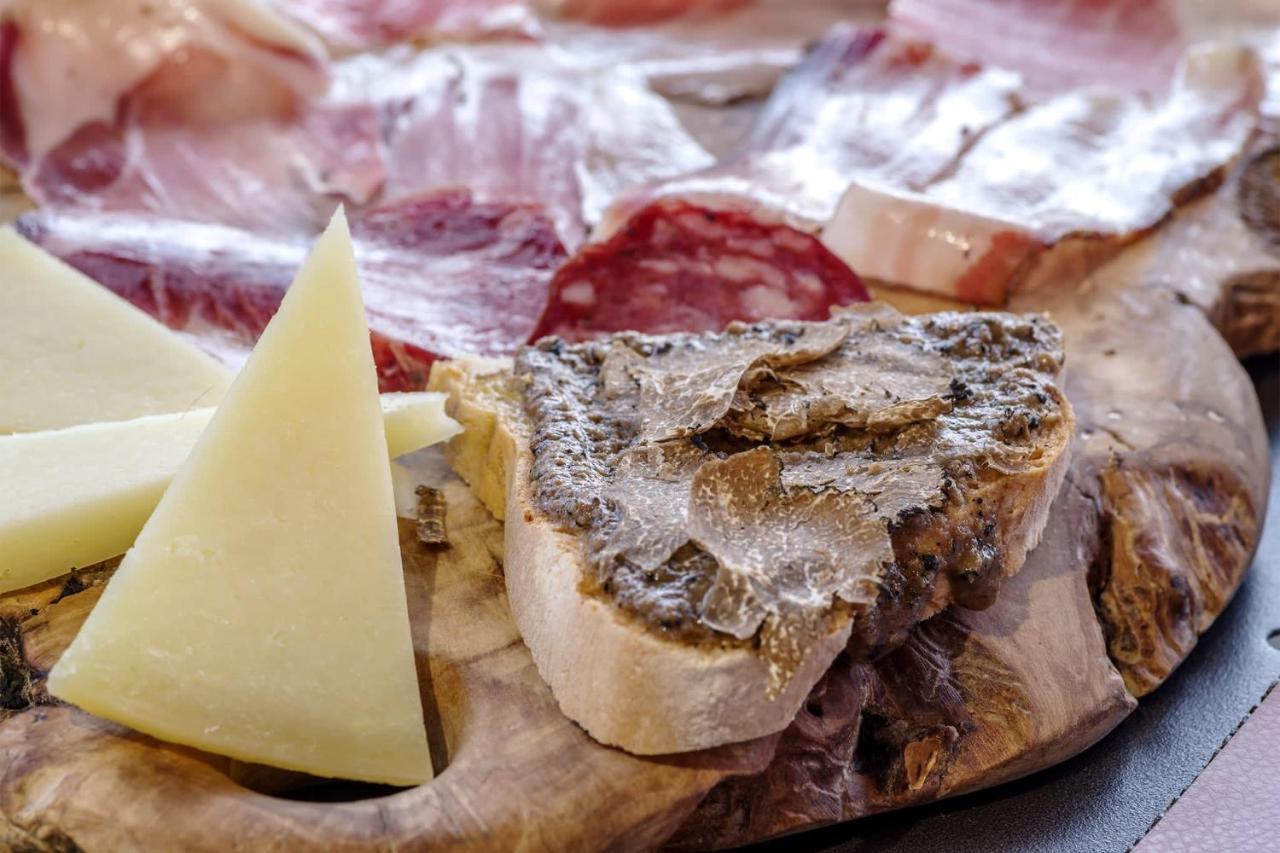 Albergo Ristorante Il Terziere Trevi Esterno foto